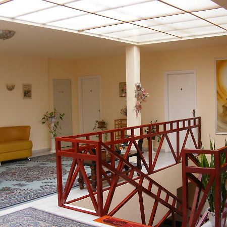 Hotel Pelikan Hódmezővásárhely Buitenkant foto