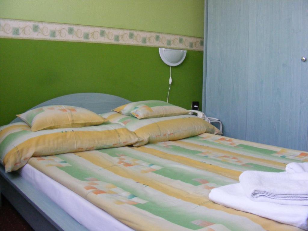 Hotel Pelikan Hódmezővásárhely Kamer foto